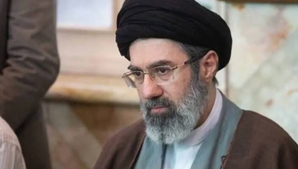 الرئيس الإيراني يكشف الوضعية الصحية لمجتبى خامنئي خبر عاجل الرئيس الإيراني يكشف الوضعية الصحية لمجتبى خامنئي خبر عاجل