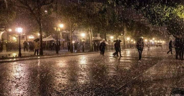 الرصد الجوي يحذر من تواصل نزول الأمطار الرعدية