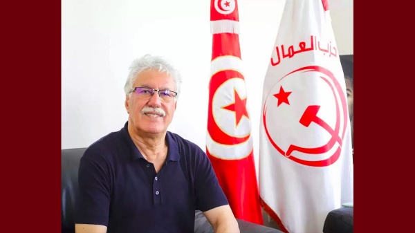 الشيوعي المصري يعلن عن تضامنه مع حم ه الهمامي ضد استهداف بلطجي جبان محرضا على قتله الشيوعي المصري يعلن عن تضامنه مع حم ه الهمامي ضد استهداف بلطجي جبان محرضا على قتله