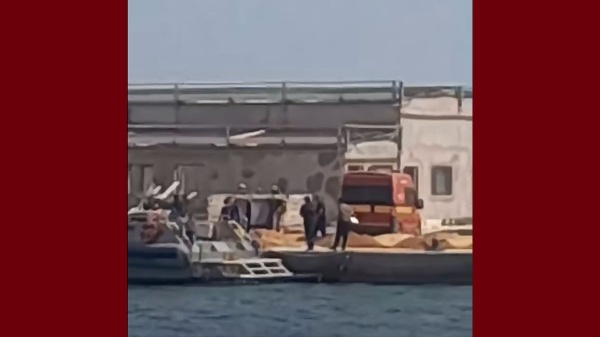 بن قردان مصطفى عبد الكبير ينشر قائمة المفقودين في إنقلاب مركب الحرقة فيديو بن قردان مصطفى عبد الكبير ينشر قائمة المفقودين في إنقلاب مركب الحرقة فيديو