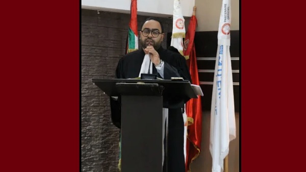 الأستاذ المرزوقي توج هت صباحا للمرناقية لزيارة منو بي فإذا بي أحضر جنازته في المساء الأستاذ المرزوقي توج هت صباحا للمرناقية لزيارة منو بي فإذا بي أحضر جنازته في المساء