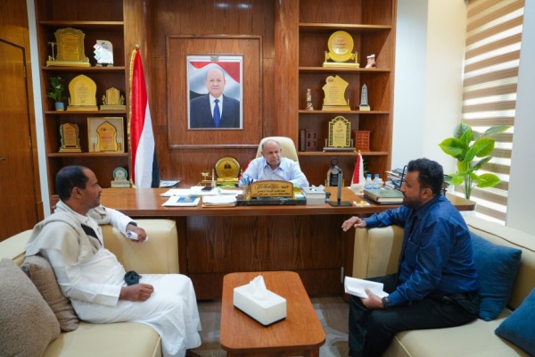 الخنبشي يؤكد دعم السلطة المحلية لتعزيز سيادة القانون وحماية المال العام الخنبشي يؤكد دعم السلطة المحلية لتعزيز سيادة القانون وحماية المال العام