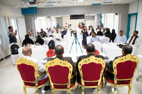 ورشة شبابية بالمكلا تستعرض مهام المجلس التنسيقي الأعلى للقوى والمكونات السياسية والمجتمعية الحضرمية ورشة شبابية بالمكلا تستعرض مهام المجلس التنسيقي الأعلى للقوى والمكونات السياسية والمجتمعية الحضرمية