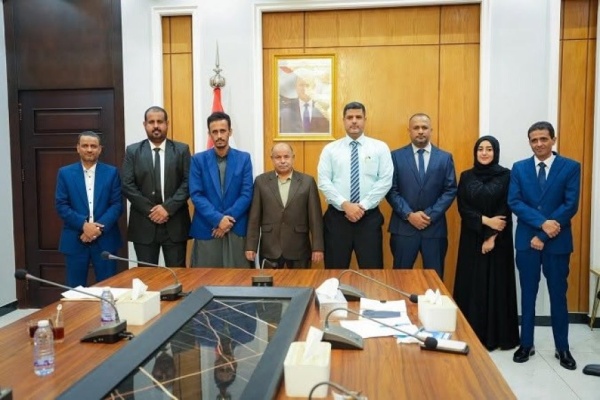 رسالة إلى الوكلاء السبعة صحفي يدعو لدعم الأسر مع قرب العام الدراسي