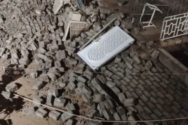أمطار غزيرة ورياح شديدة تتسبب بأضرار في عدد من المباني بمدينة تريم أمطار غزيرة ورياح شديدة تتسبب بأضرار في عدد من المباني بمدينة تريم