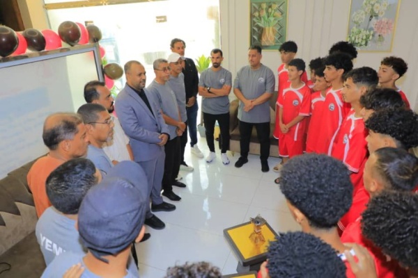 السلطة المحلية بحضرموت تحتضن معسكر منتخب الناشئين وتؤكد توفير كافة التسهيلات