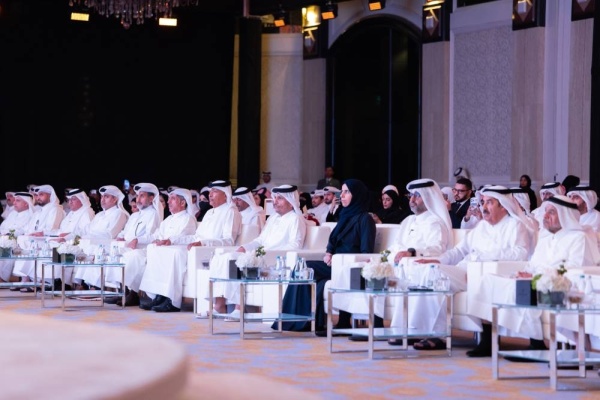 رئيس مجلس الوزراء يشهد الاحتفال باليوم العالمي للمعلم ويكرم 80 معلما ومعلمة رئيس مجلس الوزراء يشهد الاحتفال باليوم العالمي للمعلم ويكرم 80 معلما ومعلمة