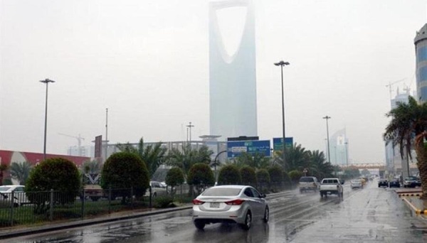 طقس السعودية المتوقع اليوم الأحد أمطار رعدية ورياح مثيرة للأتربة وارتفاع في الحرارة