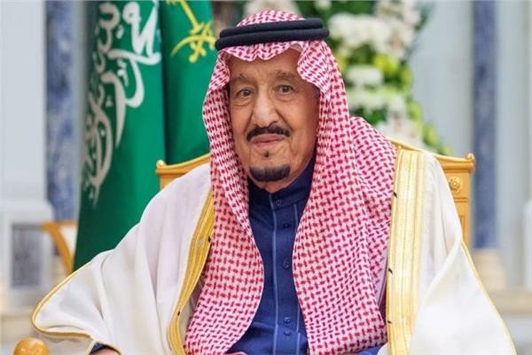 خادم الحرمين الشريفين يندد بمحاولة جماعة الحوثي تكرار استهداف مكة المكرمة خادم الحرمين الشريفين يندد بمحاولة جماعة الحوثي تكرار استهداف مكة المكرمة