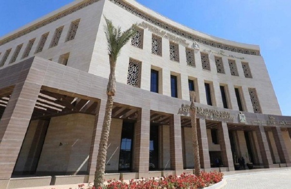 التعليم المصرية تحقق في تداول أسئلة امتحانات الثانوية العامة وتشدد إجراءات مكافحة الغش