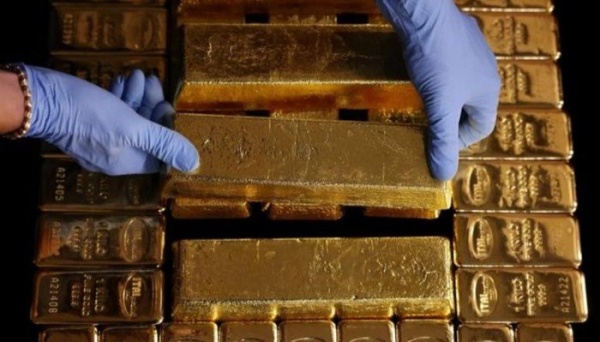سعر الذهب اليوم الثمين يقتنص فرصة اتفاق السلام على حساب النفط سعر الذهب اليوم الثمين يقتنص فرصة اتفاق السلام على حساب النفط