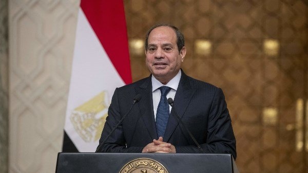الرئيس السيسى يستقبل مؤسس مجموعة دانجوتى أكبر تكتل اقتصادى فى غرب أفريقيا