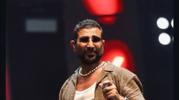 اتهامات للفنان أحمد سعد بالنصب والاستيلاء على مستحقات مصمم اتهامات للفنان أحمد سعد بالنصب والاستيلاء على مستحقات مصمم
