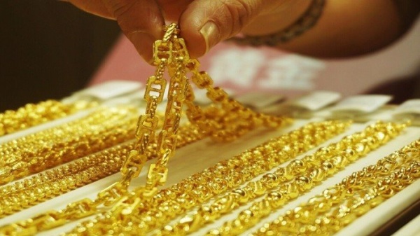 استقرار أسعار الذهب في سوريا والأوقية عالمي ا تقترب من 4380 دولار ا استقرار أسعار الذهب في سوريا والأوقية عالمي ا تقترب من 4380 دولار ا