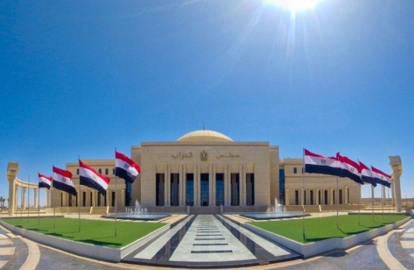 مجلس النواب المصري يحيل حزمة مشروعات قوانين اقتصادية وتنظيمية إلى اللجان المختصة مجلس النواب المصري يحيل حزمة مشروعات قوانين اقتصادية وتنظيمية إلى اللجان المختصة