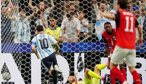 ميسي يصبح الهداف التاريخي لبطولات كأس العالم ميسي يصبح الهداف التاريخي لبطولات كأس العالم