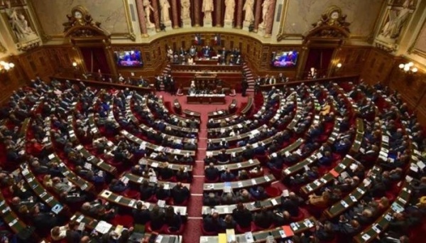البرلمان الفرنسي يوافق على زيادة منح الطلاب الاجتماعية التفاصيل الكاملة البرلمان الفرنسي يوافق على زيادة منح الطلاب الاجتماعية التفاصيل الكاملة