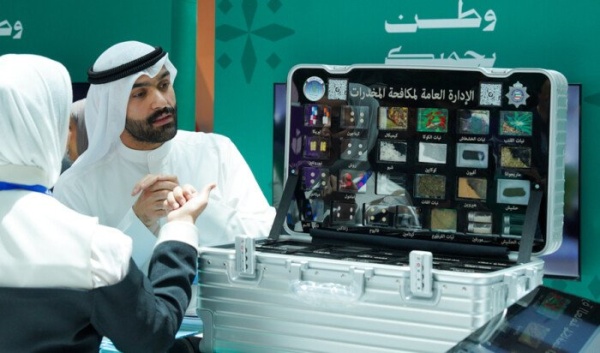 وطن يحميك معرض توعوي بالأفنيوز لتعزيز الوقاية من المخدرات وحماية الشباب