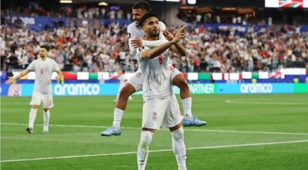 احتفال لاعب إيران يثير أزمة بأمريكا تفاصيل احتفال لاعب إيران يثير أزمة بأمريكا تفاصيل
