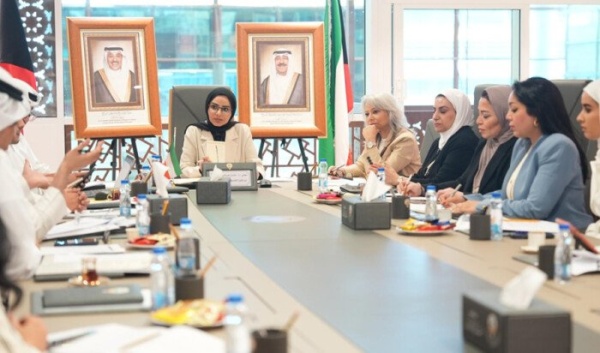 الكويت الحويلة تدعو لتكثيف الجهود بين الجهات المعنية لحماية أفراد الأسرة من جميع أشكال العنف الكويت الحويلة تدعو لتكثيف الجهود بين الجهات المعنية لحماية أفراد الأسرة من جميع أشكال العنف