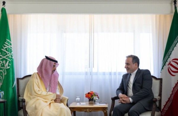 السعودية تتطلع لأن يسهم الاتفاق الأمريكي الإيراني في تحقيق سلام دائم وتؤكد دعمها لترسيخ الاستقرار الإقليمي السعودية تتطلع لأن يسهم الاتفاق الأمريكي الإيراني في تحقيق سلام دائم وتؤكد دعمها لترسيخ الاستقرار الإقليمي
