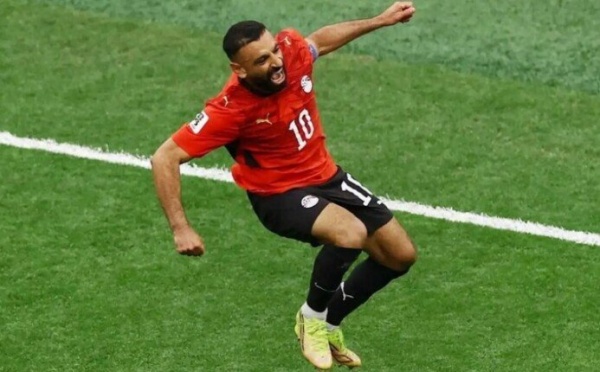 الهلال السعودي يسابق الزمن لضم محمد صلاح الصيف الجاري