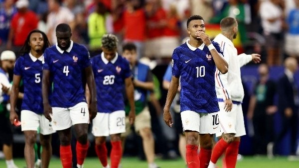 بث مباشر شاهد مباراة فرنسا وإنجلترا في كأس العالم 2026 بث مباشر شاهد مباراة فرنسا وإنجلترا في كأس العالم 2026
