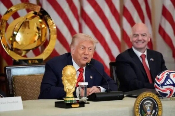 ترامب سيحضر نهائي كأس العالم بين الأرجنتين وإسبانيا في نيويورك الأحد المقبل ترامب سيحضر نهائي كأس العالم بين الأرجنتين وإسبانيا في نيويورك الأحد المقبل