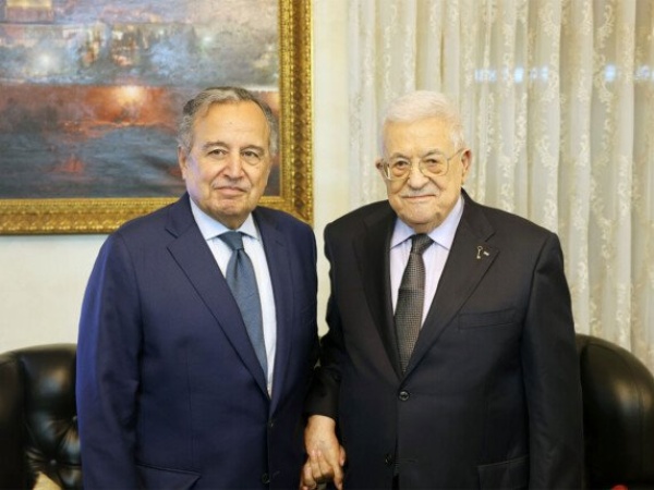 الرئيس الفلسطيني والأمين العام لجامعة الدول العربية يبحثان تطورات الأوضاع في الأراضي الفلسطينية