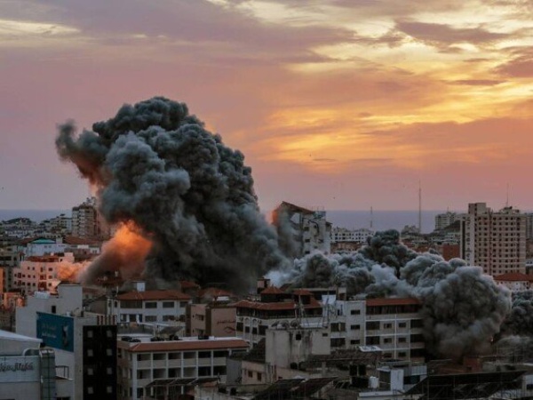 استشهاد 4 فلسطينيين وإصابة آخرين في قصف إسرائيلي استهدف مناطق متفرقة بقطاع غزة استشهاد 4 فلسطينيين وإصابة آخرين في قصف إسرائيلي استهدف مناطق متفرقة بقطاع غزة
