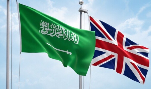 بريطانيا تدين تهديدات الحوثيين للسعودية نقف إلى جانب المملكة ونرفض التصعيد بريطانيا تدين تهديدات الحوثيين للسعودية نقف إلى جانب المملكة ونرفض التصعيد