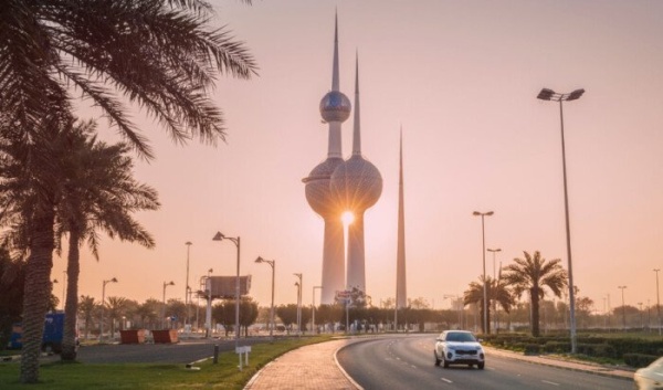 طقس الكويت المتوقع اليوم الأحد شديد الحرارة ورطب خلال النهار وحار ليلا