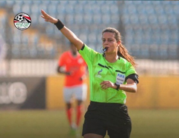 ثنائي مصري يدير مواجهة غانا والكاميرون في أمم أفريقيا للسيدات ثنائي مصري يدير مواجهة غانا والكاميرون في أمم أفريقيا للسيدات