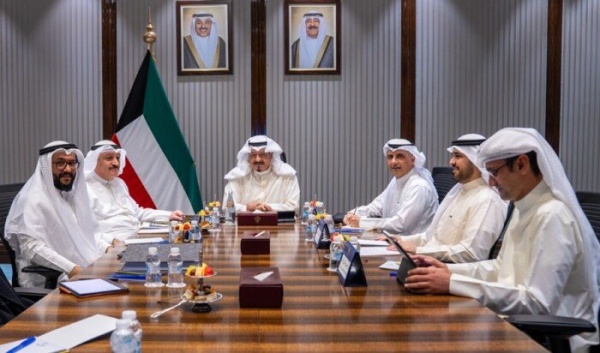 رئيس الوزراء الكويتي يبحث مستجدات مشروع مستشفيات الضمان الصحي وتطوير منظومة التأمين الصحي رئيس الوزراء الكويتي يبحث مستجدات مشروع مستشفيات الضمان الصحي وتطوير منظومة التأمين الصحي