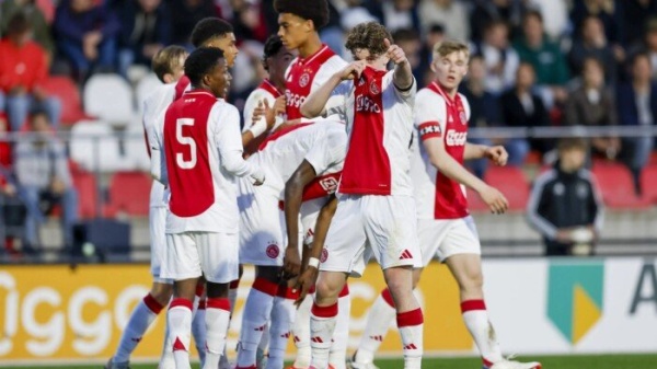 بث مباشر شاهد مباراة سيون وأياكس في دوري المؤتمر الأوروبي بث مباشر شاهد مباراة سيون وأياكس في دوري المؤتمر الأوروبي