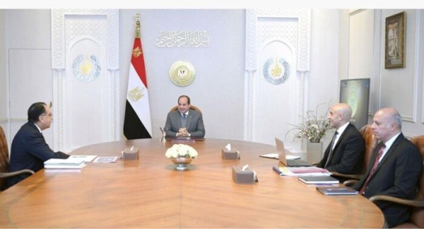 السيسي يوجه بأن تكون امتحانات البكالوريا المصرية من كتب الوزارة والتقييمات المعتمدة السيسي يوجه بأن تكون امتحانات البكالوريا المصرية من كتب الوزارة والتقييمات المعتمدة