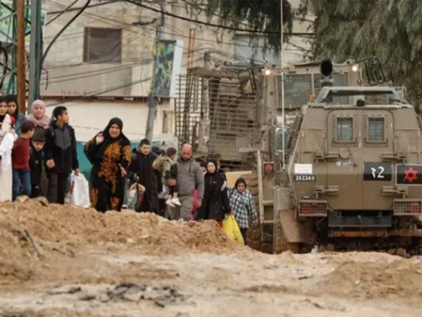منظمة حقوقية توثق 1666 انتهاكا للاحتلال الإسرائيلي والمستوطنين بحق التجمعات البدوية في الضفة الغربية منظمة حقوقية توثق 1666 انتهاكا للاحتلال الإسرائيلي والمستوطنين بحق التجمعات البدوية في الضفة الغربية