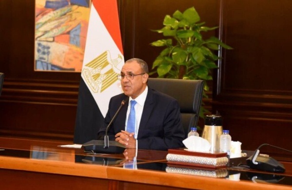 مصر وزير الخارجية يعقد جلسة موسعة مع ممثلي القطاع الخاص لبحث توسع الشركات المصرية في إفريقيا مصر وزير الخارجية يعقد جلسة موسعة مع ممثلي القطاع الخاص لبحث توسع الشركات المصرية في إفريقيا