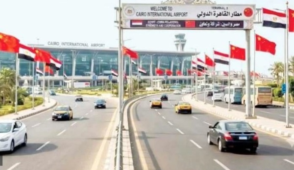 زيارة رئيس الصين لمصر القاهرة تتزين بالأعلام استعدادات واسعة قبل وصول شي جين بينج زيارة رئيس الصين لمصر القاهرة تتزين بالأعلام استعدادات واسعة قبل وصول شي جين بينج