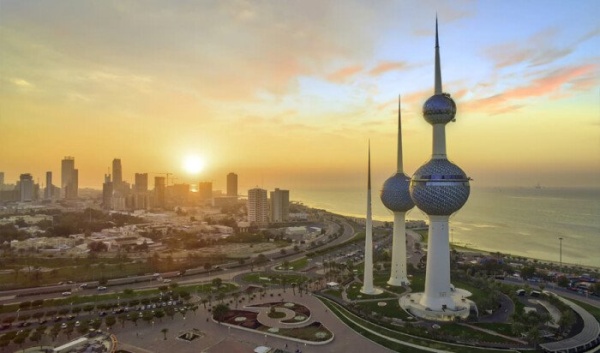 طقس الكويت اليوم الخميس شديد الحرارة ورطب خلال النهار وحار ليلا طقس الكويت اليوم الخميس شديد الحرارة ورطب خلال النهار وحار ليلا