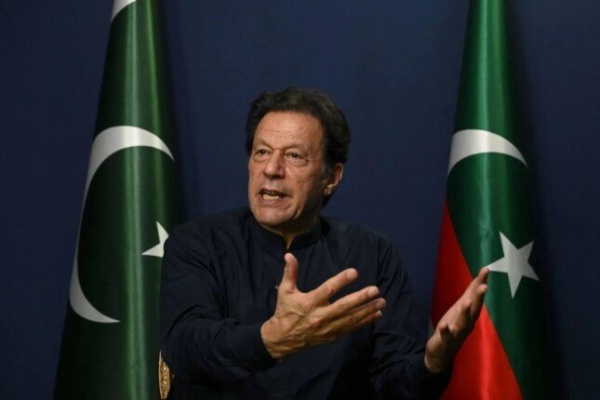 حكومة باكستان تطعن على قرار نقل عمران خان إلى مستشفى خاص حكومة باكستان تطعن على قرار نقل عمران خان إلى مستشفى خاص