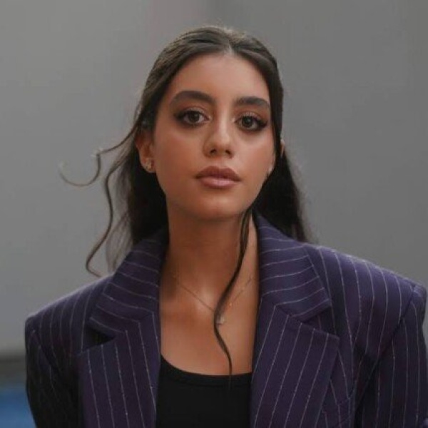 ياسمينا العبد تواصل صعودها الفني 7 أعمال جديدة بين السينما والدراما أبرزها ابن النصابة و بنت امبارح ياسمينا العبد تواصل صعودها الفني 7 أعمال جديدة بين السينما والدراما أبرزها ابن النصابة و بنت امبارح