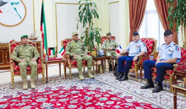 الكويت وكيل الحرس الوطني يبحث مع الملحق الأمني الفرنسي موضوعات مشتركة