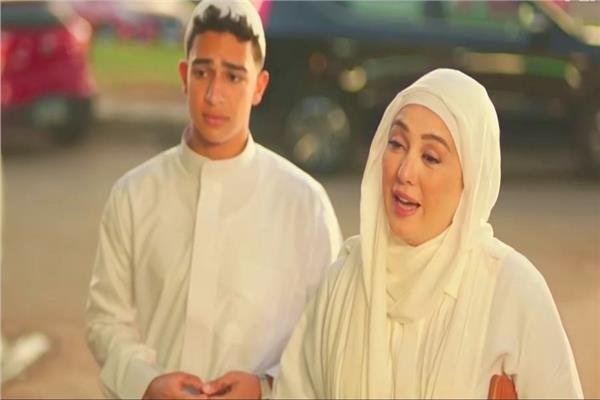 سرقة ومطاردة ومغامرة جديدة كندة علوش وابنها يقلبان أحداث 50 50