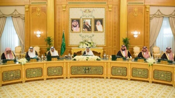 السعودية تؤكد حقها المشروع في الدفاع عن نفسها وحماية سيادتها السعودية تؤكد حقها المشروع في الدفاع عن نفسها وحماية سيادتها