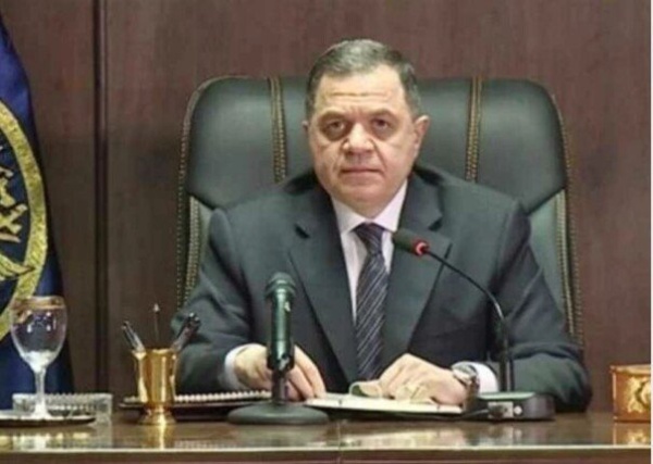 مصر وزير الداخلية يصدر قرار ا جديد ا بشأن جنسية 42 مواطن ا