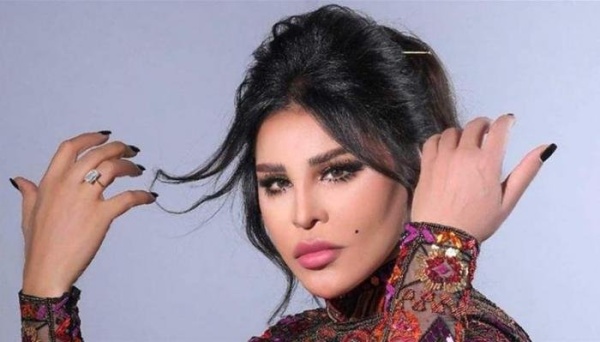 أحلام الشامسي تفاجئ جمهورها بإطلالة جديدة بعد شد الوجه ماذا كشفت عن تجربتها أحلام الشامسي تفاجئ جمهورها بإطلالة جديدة بعد شد الوجه ماذا كشفت عن تجربتها