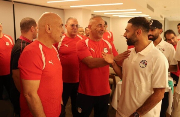 محمد صلاح أتمنى نجاحات المنتخب تستمر علشان نشرف الشعب المصري محمد صلاح أتمنى نجاحات المنتخب تستمر علشان نشرف الشعب المصري