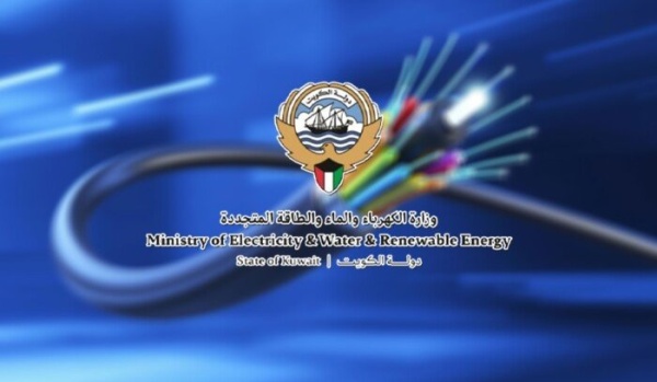 الكويت تمديد كابلات الألياف الضوئية في 33 منطقة لتعزيز كفاءة الاتصالات والتحكم