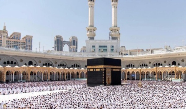 الأزهر يدين محاولة استهداف مكة المكرمة ويحذر من توسيع الصراع إلى المقدسات